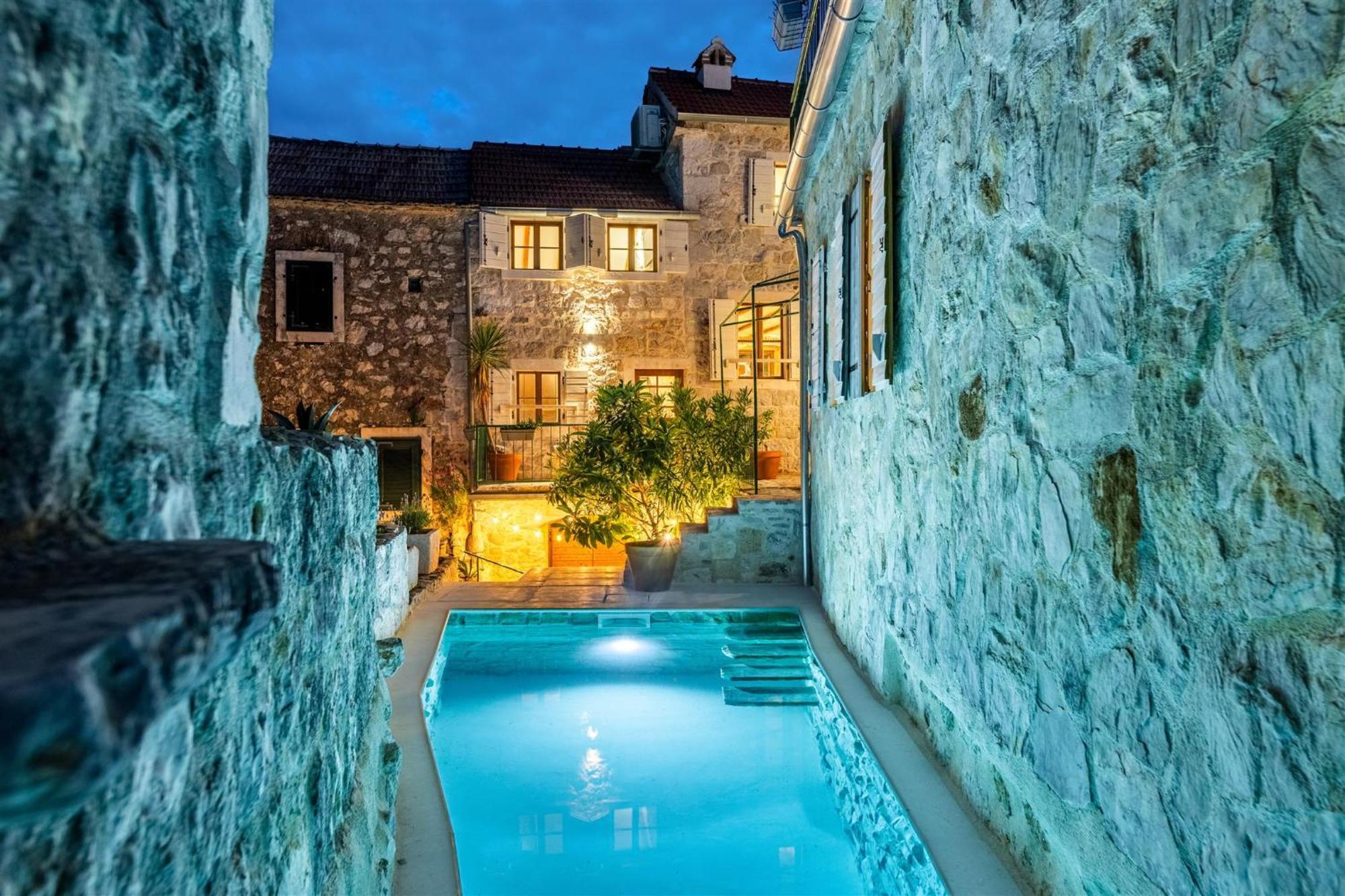 Dvor Pitve Villas Jelsa  Dış mekan fotoğraf